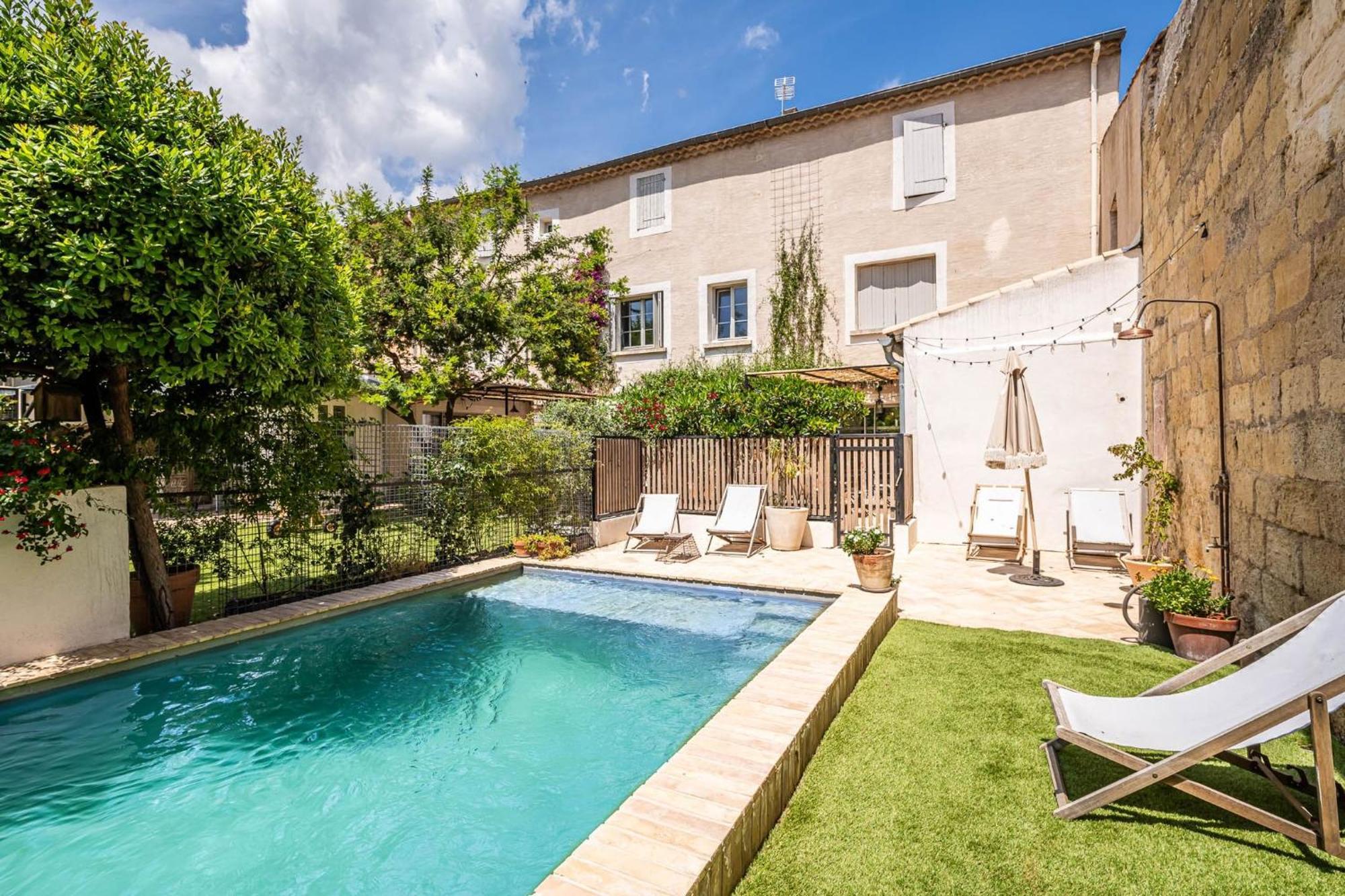 Maison 1634 - Climatisation, Piscine, Parking, Centre Ville, Petit-Dejeuner Compris Pézenas Buitenkant foto